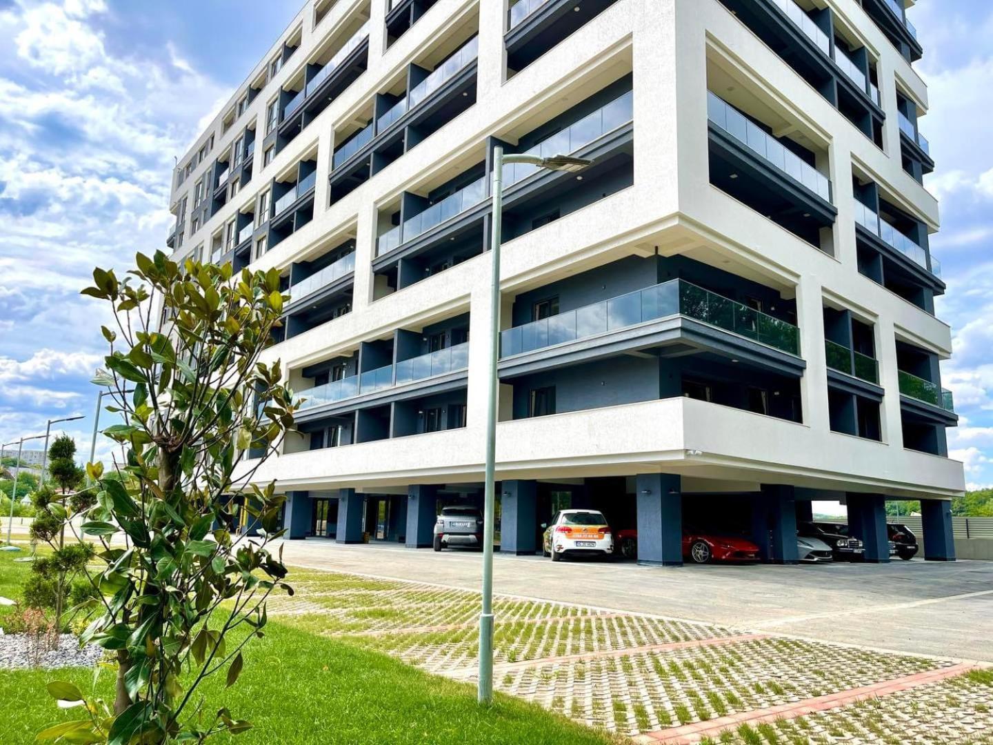 Sky View - Free Parking Iasi Exterior foto