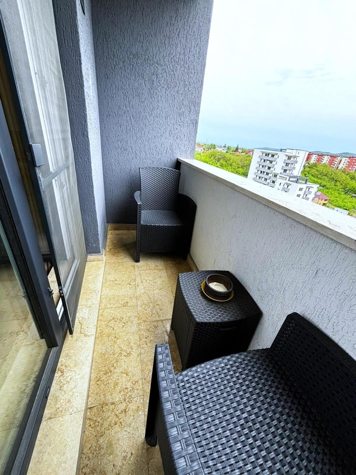 Sky View - Free Parking Iasi Exterior foto